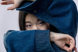 Developing a Critical Eye: Evaluating Clothing Quality Critically